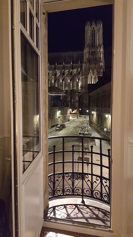 Ferienwohnung Les Berceaux De La Cathedrale Reims Exterior foto